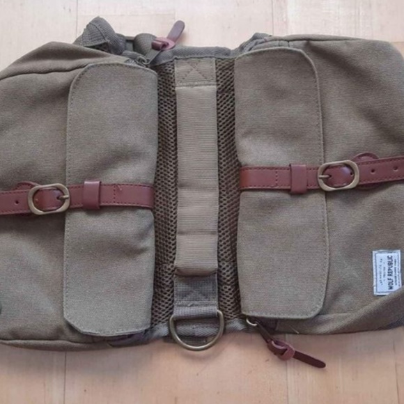Wolf Republic Medium Dog Backpack - New - Picture 3 of 5